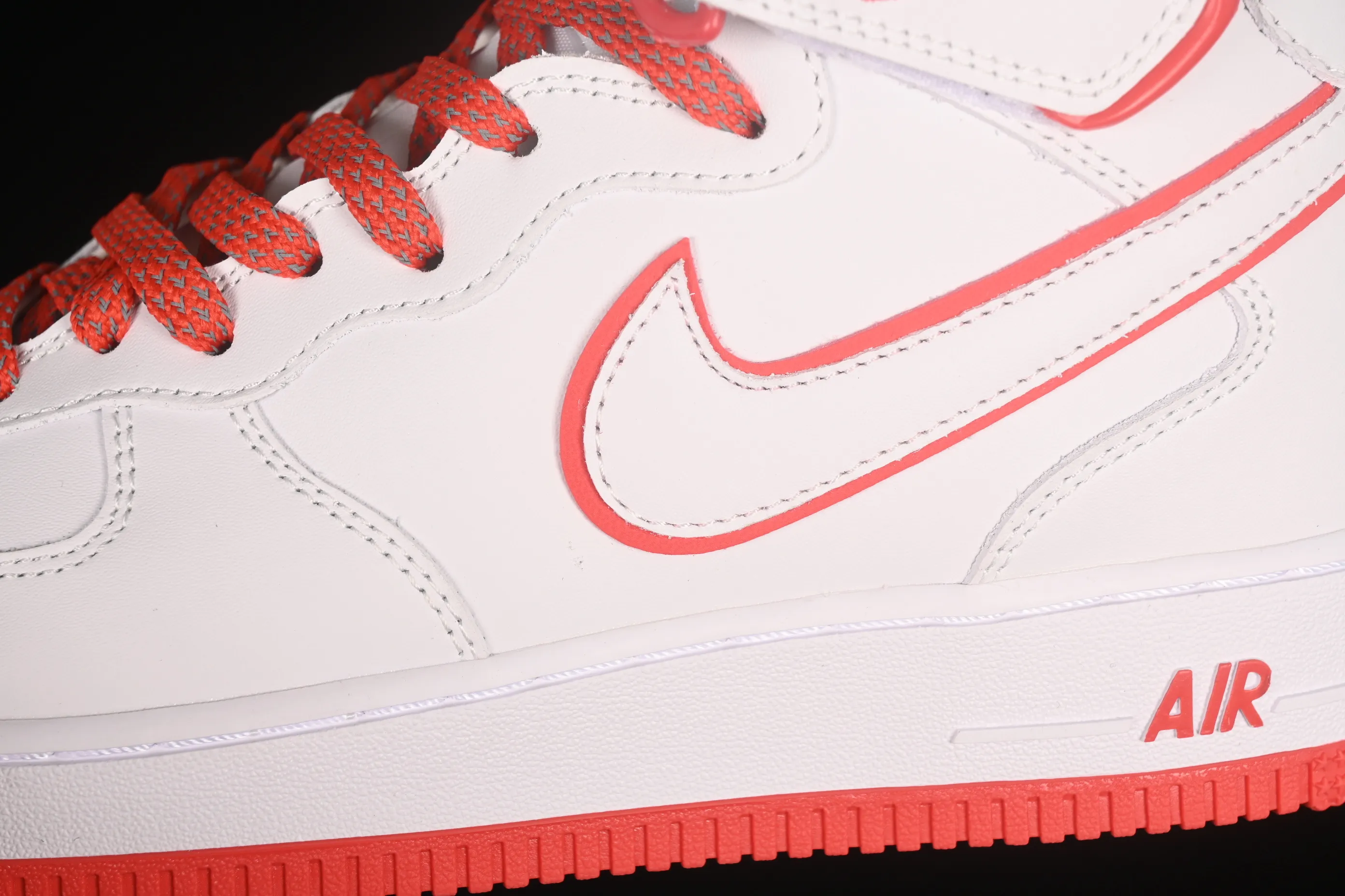All Categories Nk Air Force 1 Air Force Series Nk Air Force 1 Mid Air Force Mid Nk Air Force 1'07 Mid Beige Red Starry Mid Top Air Force One Casual Sneakers WP5623-832